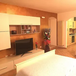 Casa Mica Pensión Abbadia San Salvator