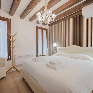 ** Couette-café Rialto 707 Italie